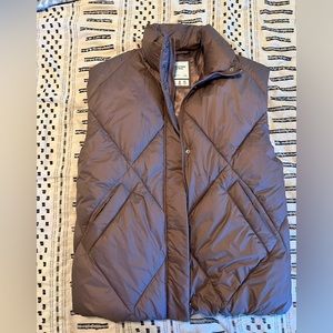 Abercrombie over sized puffer vest